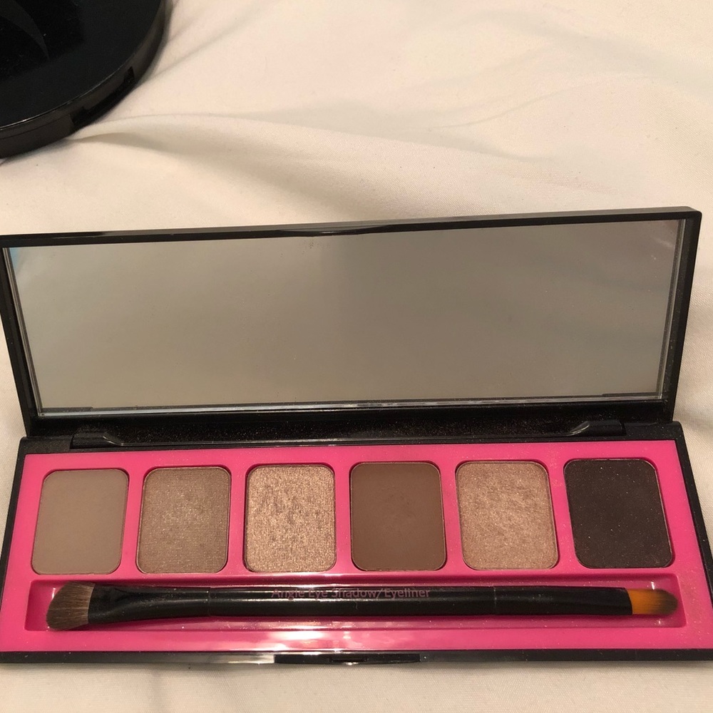 Bobbi Brown Ultra Nude Eye Palette